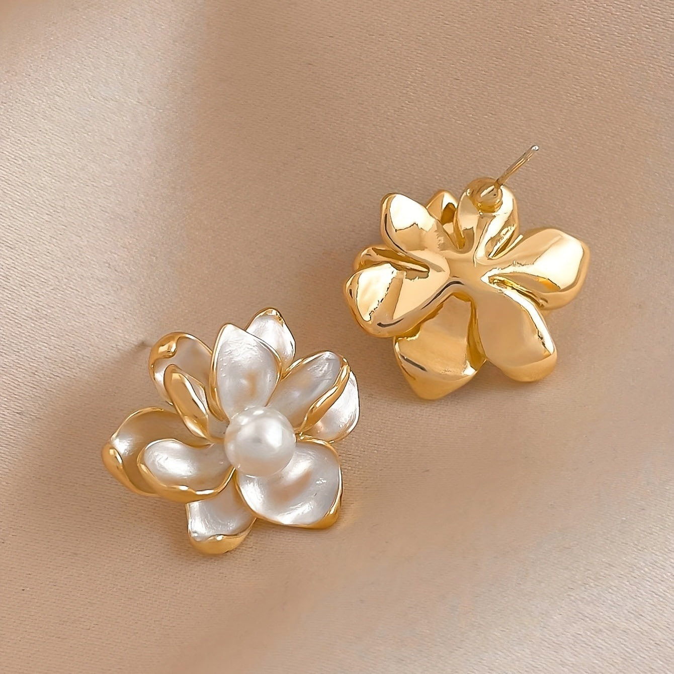 Women’s Fashion Pearl Flower Earrings – Elegant Fresh Design Jewelry