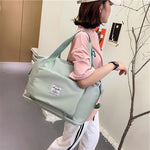 Foldable Travel Gym Bag – Waterproof Large Capacity Weekender for Women