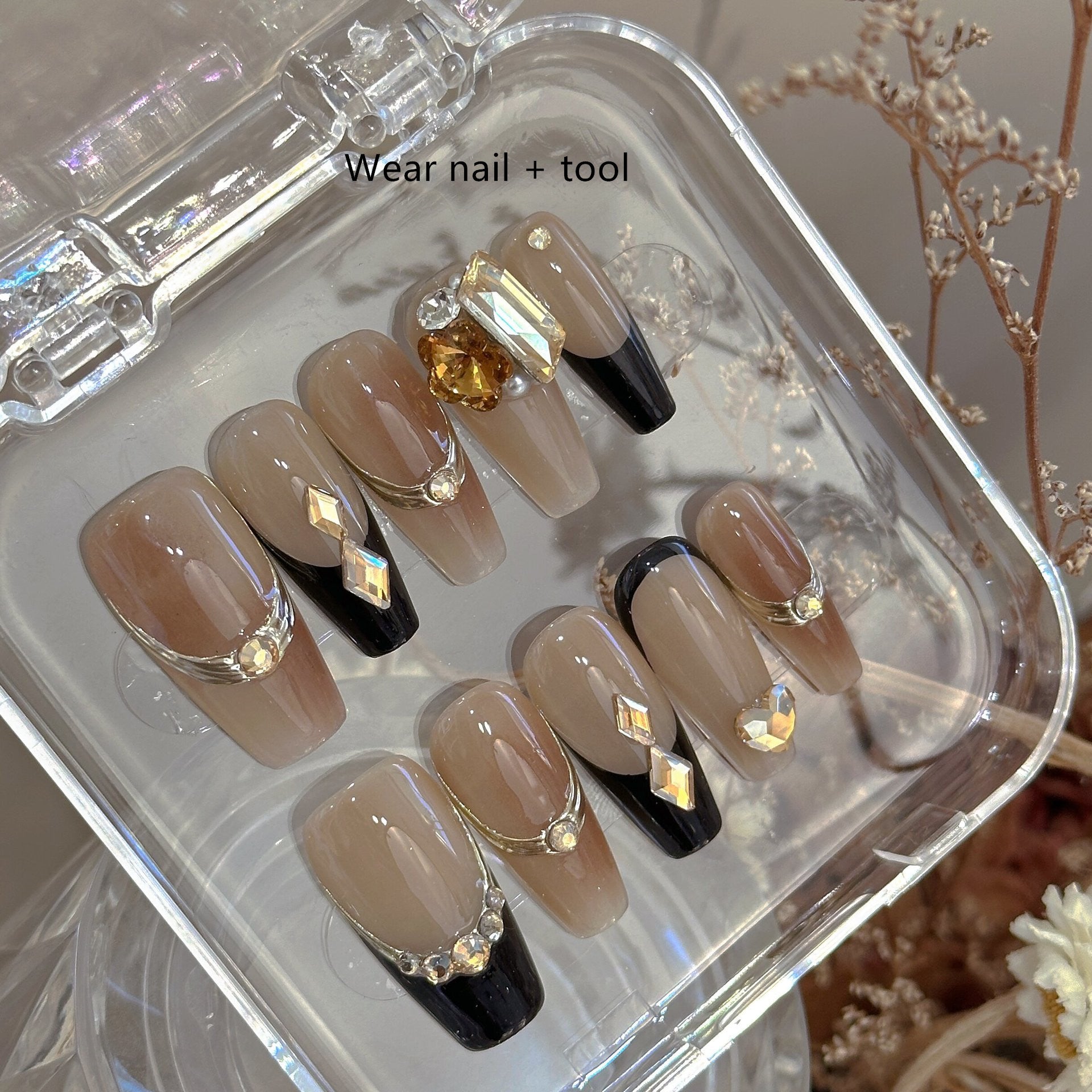 Handmade Exquisite White False Nails – Elegant Removable Wearable Nail Armor