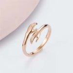 Alloy Hands Hug Ring – Adjustable Simple Jewelry for Women